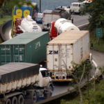 Anchieta: aumento de acidentes em feriados preocupa motoristas que dividem espaço com caminhões | Santos e Região