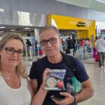 Viajantes dizem que cobrança de saquinho para líquidos em Guarulhos é recente e agora chegam preparados
